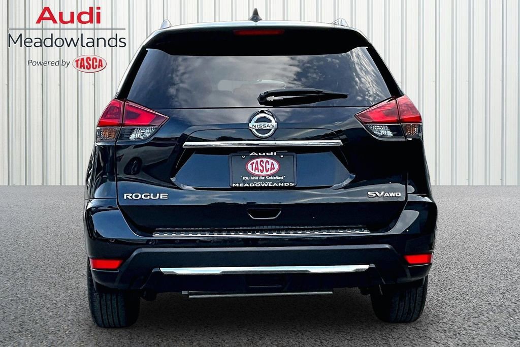 Used 2018 Nissan Rogue SV w/ Premium Package AWD/4WD image 5