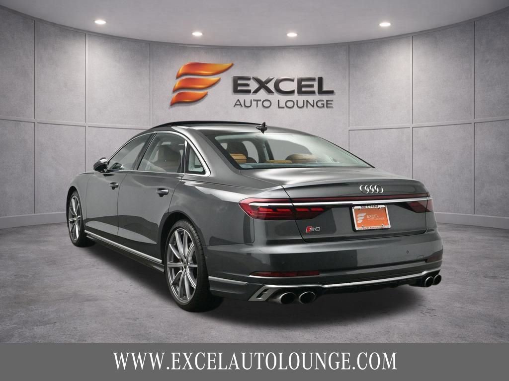 Used 2023 Audi S8 w/ S8 Comfort Plus Package image 4