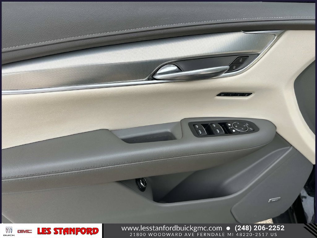 Certified 2022 Cadillac XT5 Premium Luxury AWD/4WD image 17