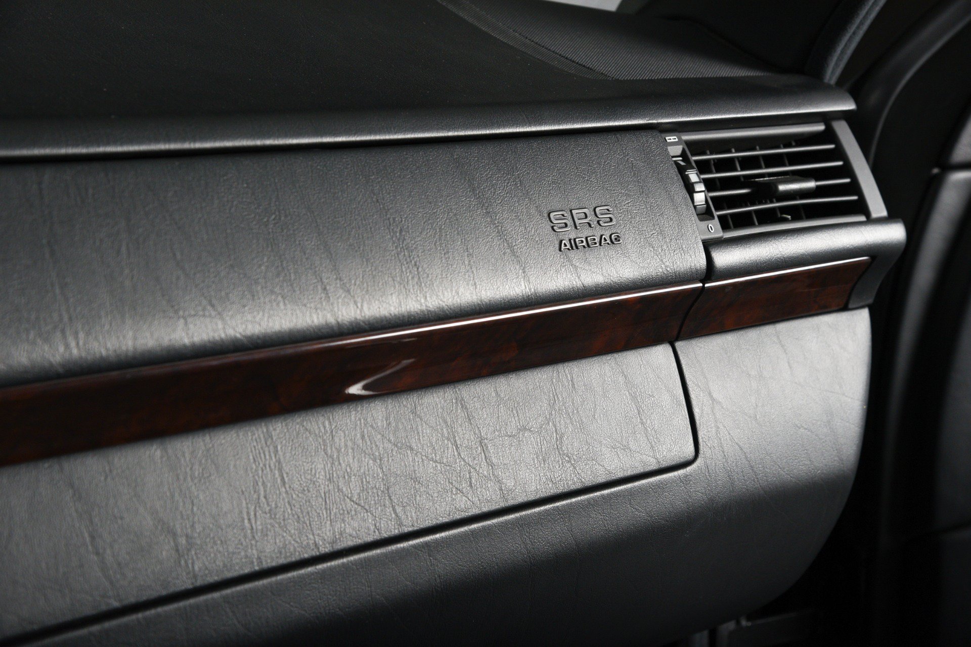 Used 1994 Mercedes-Benz E 500 Sedan image 21