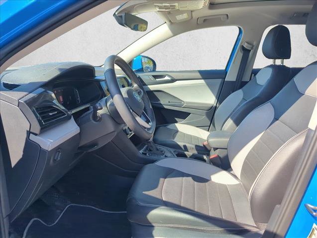 Used 2023 Volkswagen Taos SEL image 9