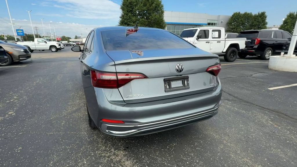 Used 2022 Volkswagen Jetta SEL FWD image 7