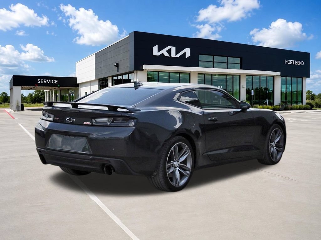 Used 2016 Chevrolet Camaro SS RWD image 5