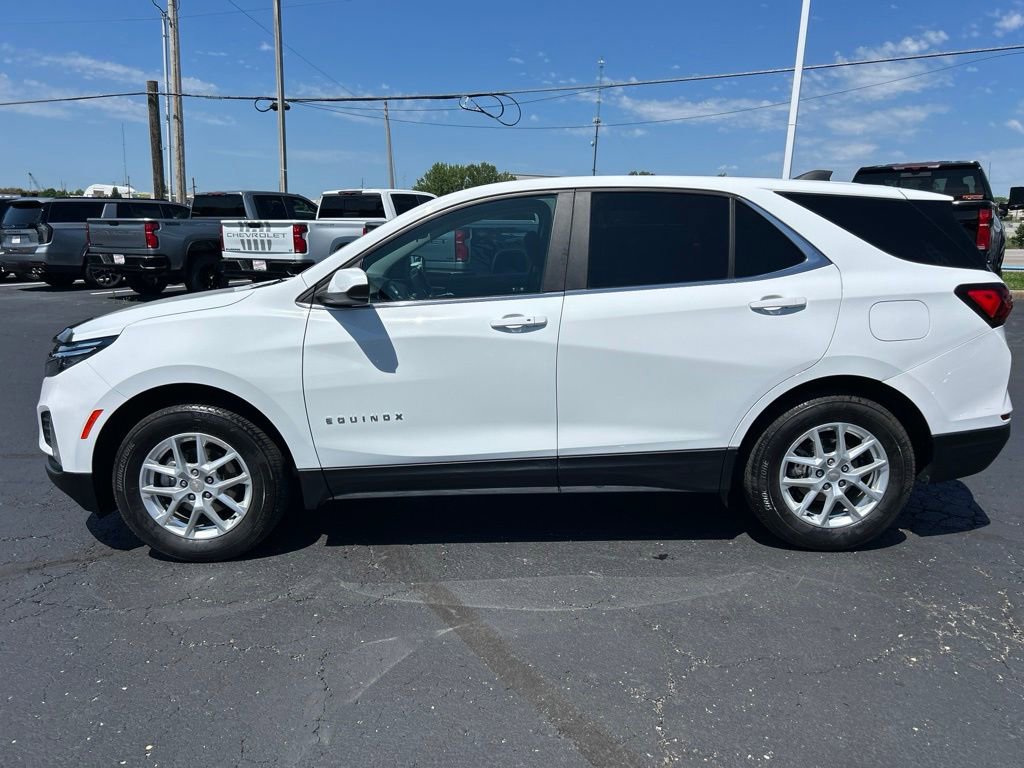 Used 2023 Chevrolet Equinox LT w/ LPO, Floor Liner Package AWD/4WD image 8