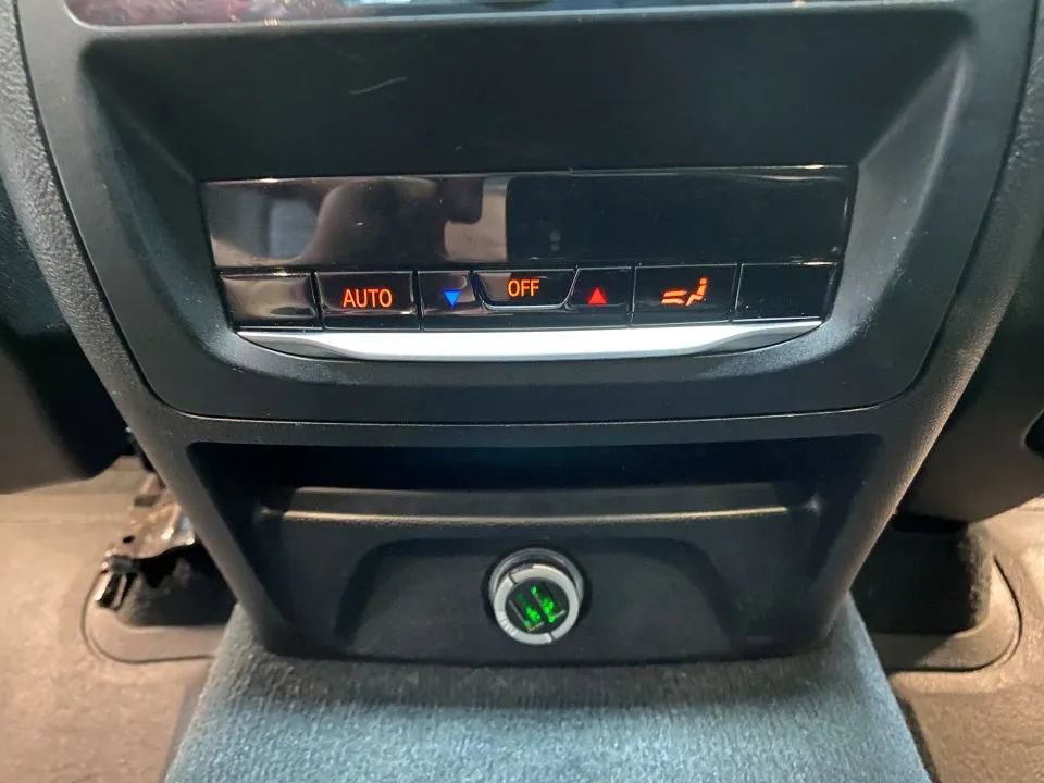 Used 2019 BMW X3 xDrive30i w/ Driving Assistance Package AWD/4WD image 33