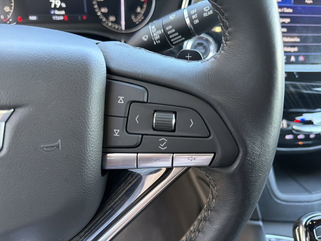 Certified 2025 Cadillac XT6 Premium Luxury image 29