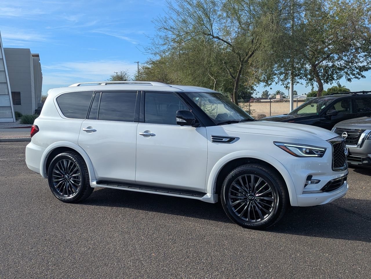 Certified 2024 INFINITI QX80 Sensory image 6