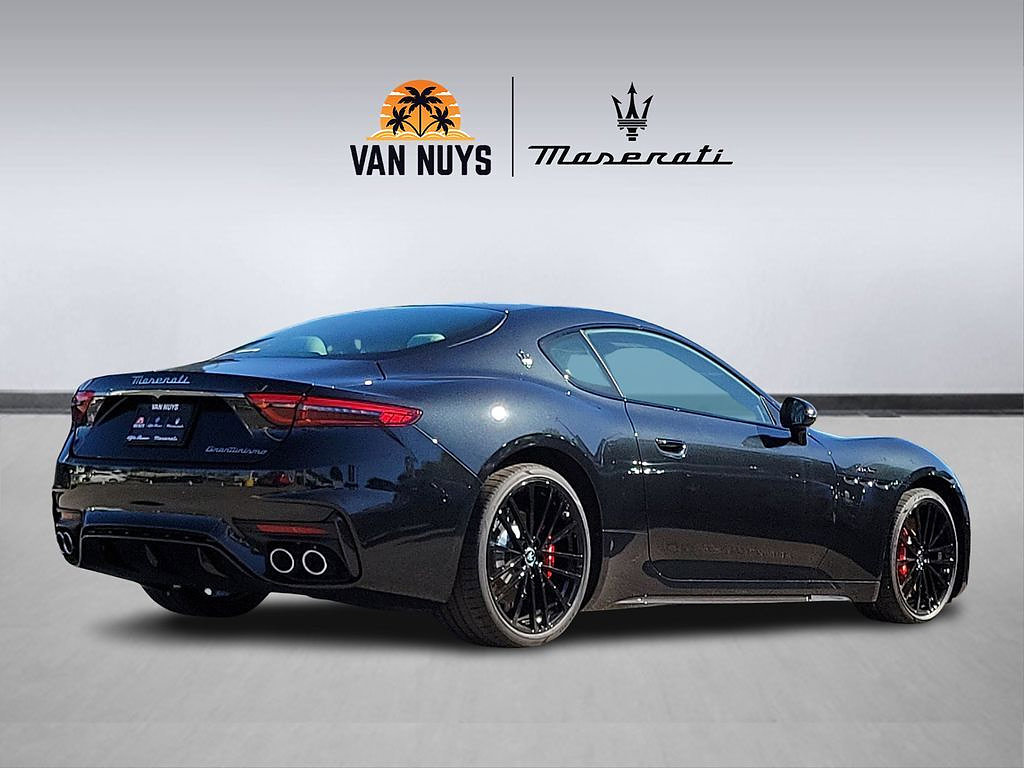 Used 2024 Maserati GranTurismo Trofeo AWD/4WD image 3