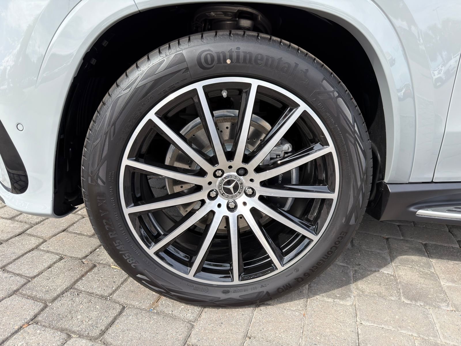 Used 2026 Mercedes-Benz GLS 580 4MATIC image 13