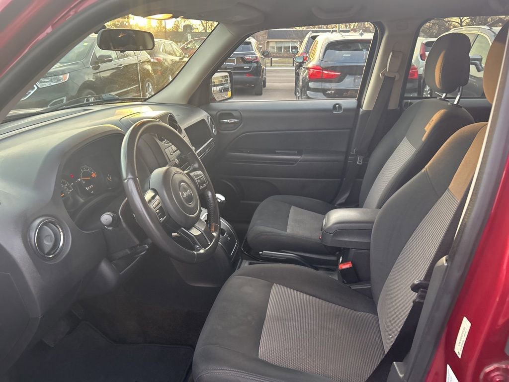 Used 2014 Jeep Patriot Latitude image 15
