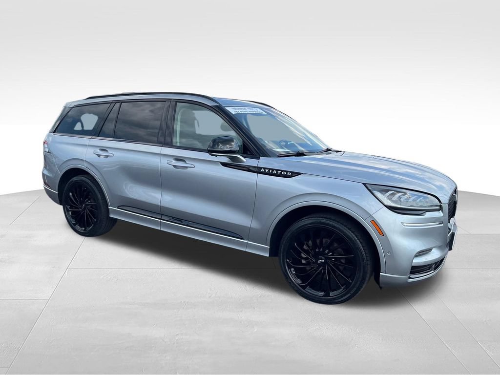 Used 2024 Lincoln Aviator Reserve w/ Jet Package AWD/4WD image 7