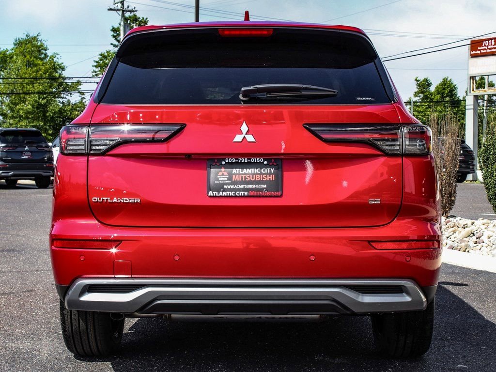 New 2025 Mitsubishi Outlander SE AWD/4WD image 5