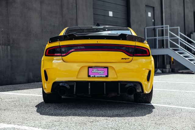 Used 2018 Dodge Charger SRT w/ Technology Group RWD image 17