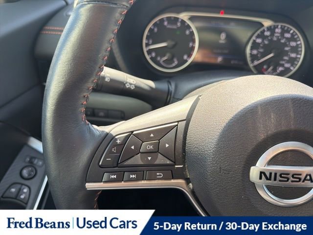 Used 2023 Nissan Sentra SR w/ SR Premium Package image 17