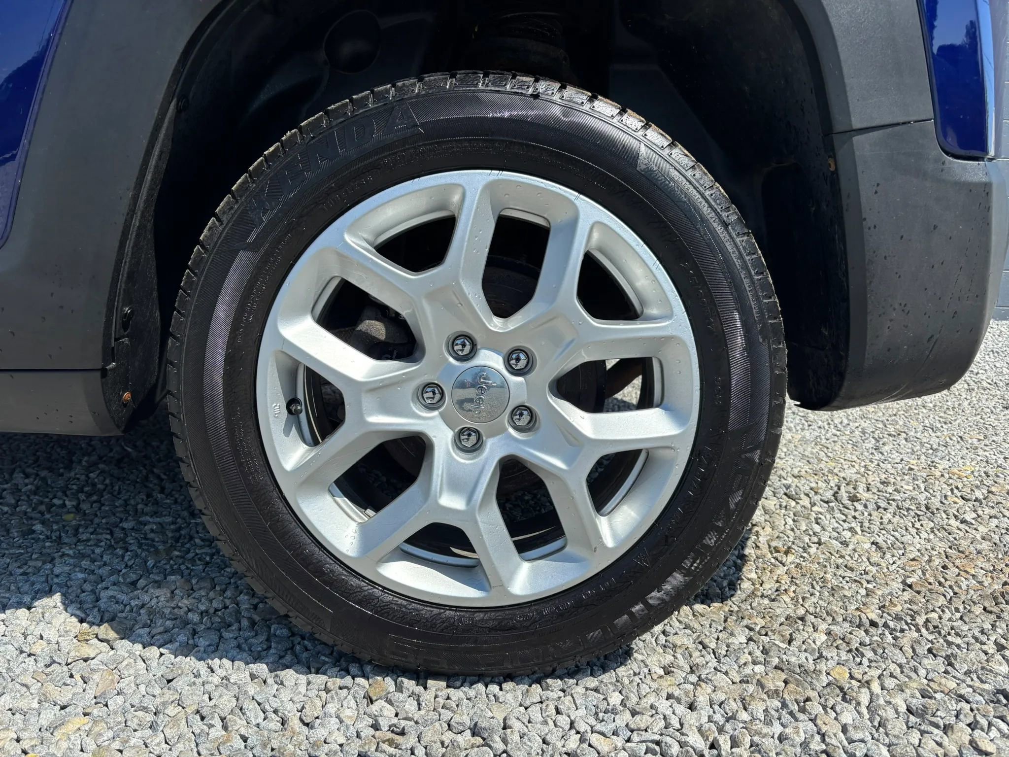 Used 2018 Jeep Renegade Sport w/ Power & Air Group AWD/4WD image 2
