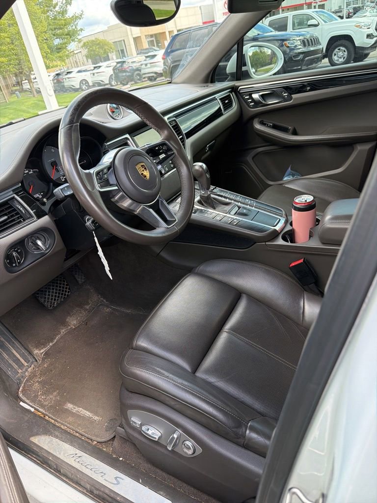 Used 2016 Porsche Macan S AWD/4WD image 3