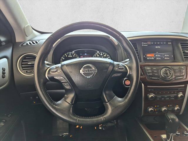 Used 2017 Nissan Pathfinder Platinum w/ Cargo Package FWD image 14