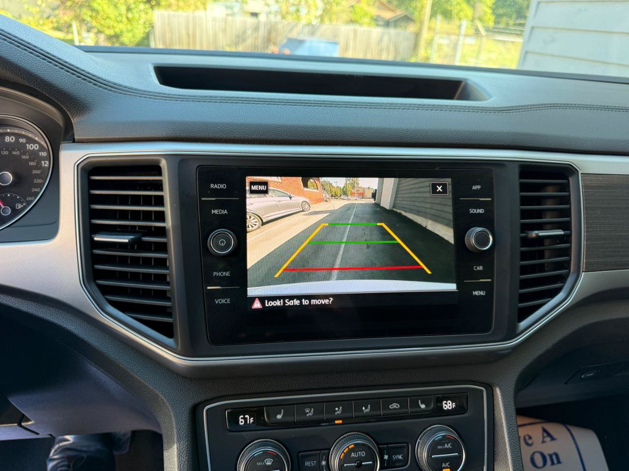 Used 2019 Volkswagen Atlas SE FWD image 22