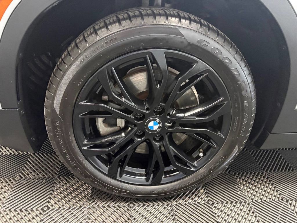 Used 2018 BMW X2 sDrive28i w/ Convenience Package FWD image 14