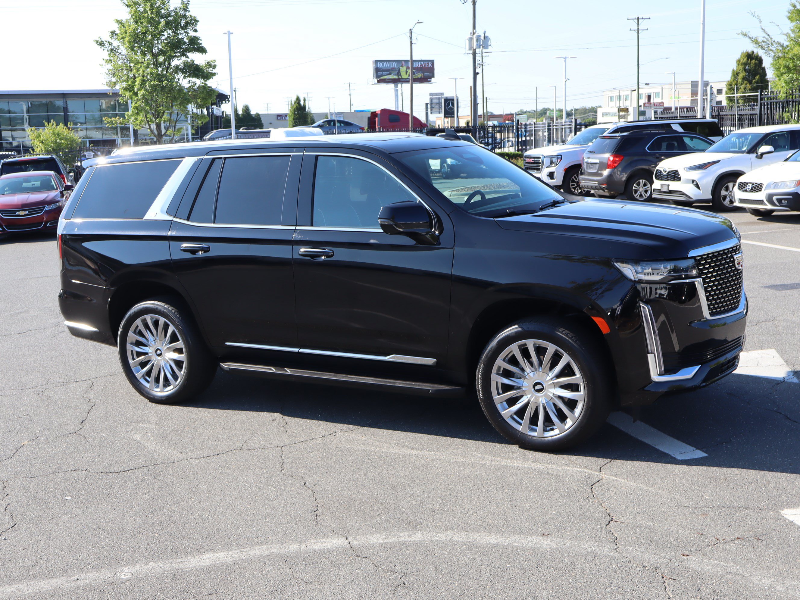 Used 2024 Cadillac Escalade Premium Luxury AWD/4WD video 2