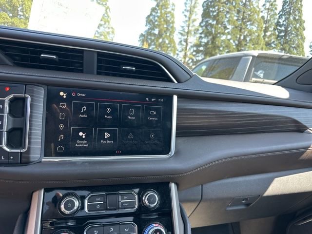Used 2022 GMC Yukon XL Denali AWD/4WD image 11