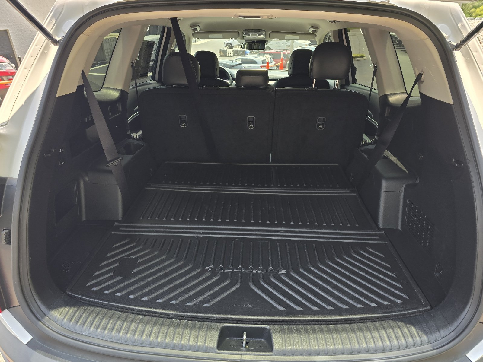 Used 2022 Kia Telluride LX AWD/4WD image 25
