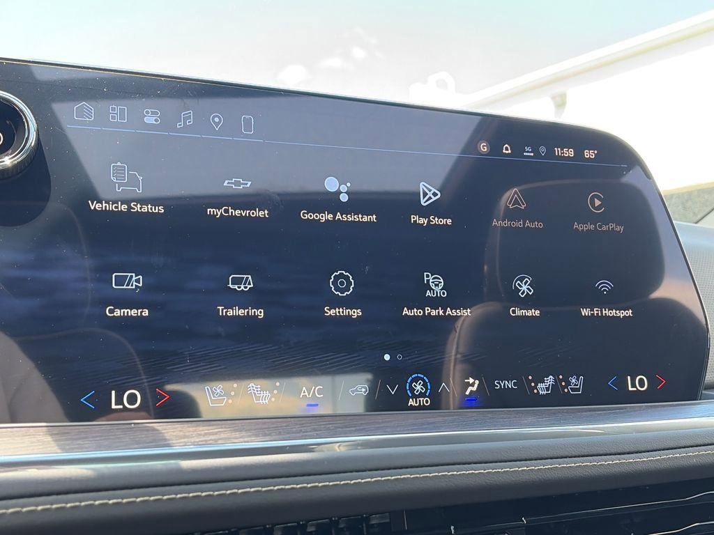 New 2026 Chevrolet Suburban Premier w/ Sun And Tow Package AWD/4WD image 22