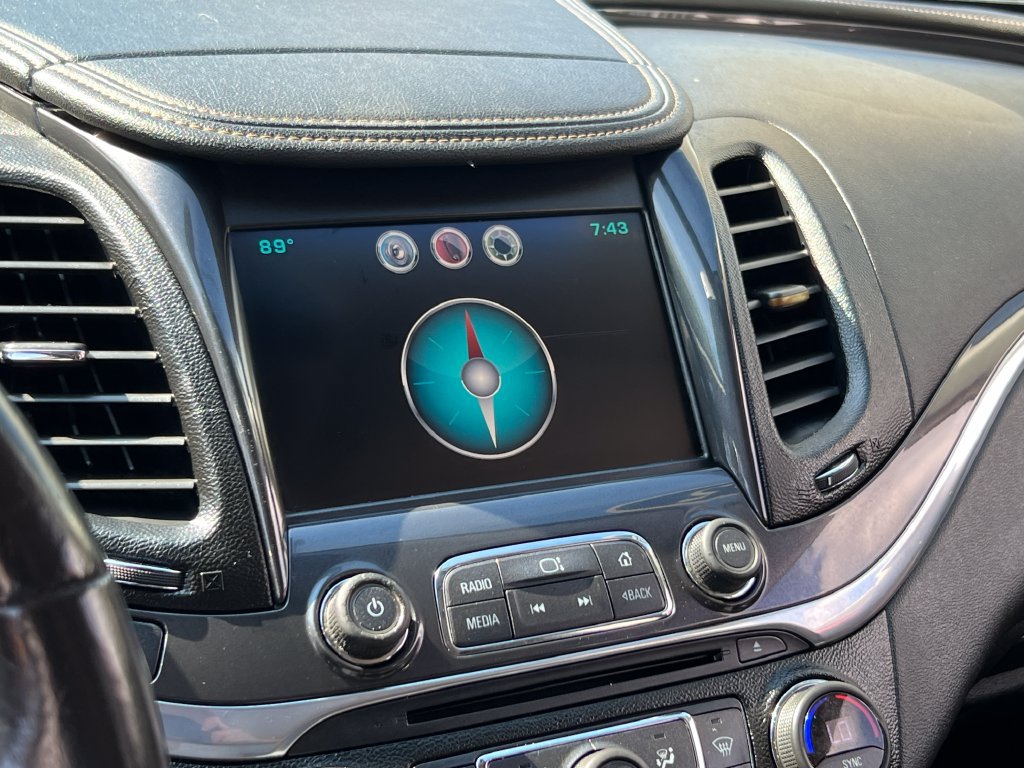 Used 2015 Chevrolet Impala LT w/ Convenience Package FWD image 31