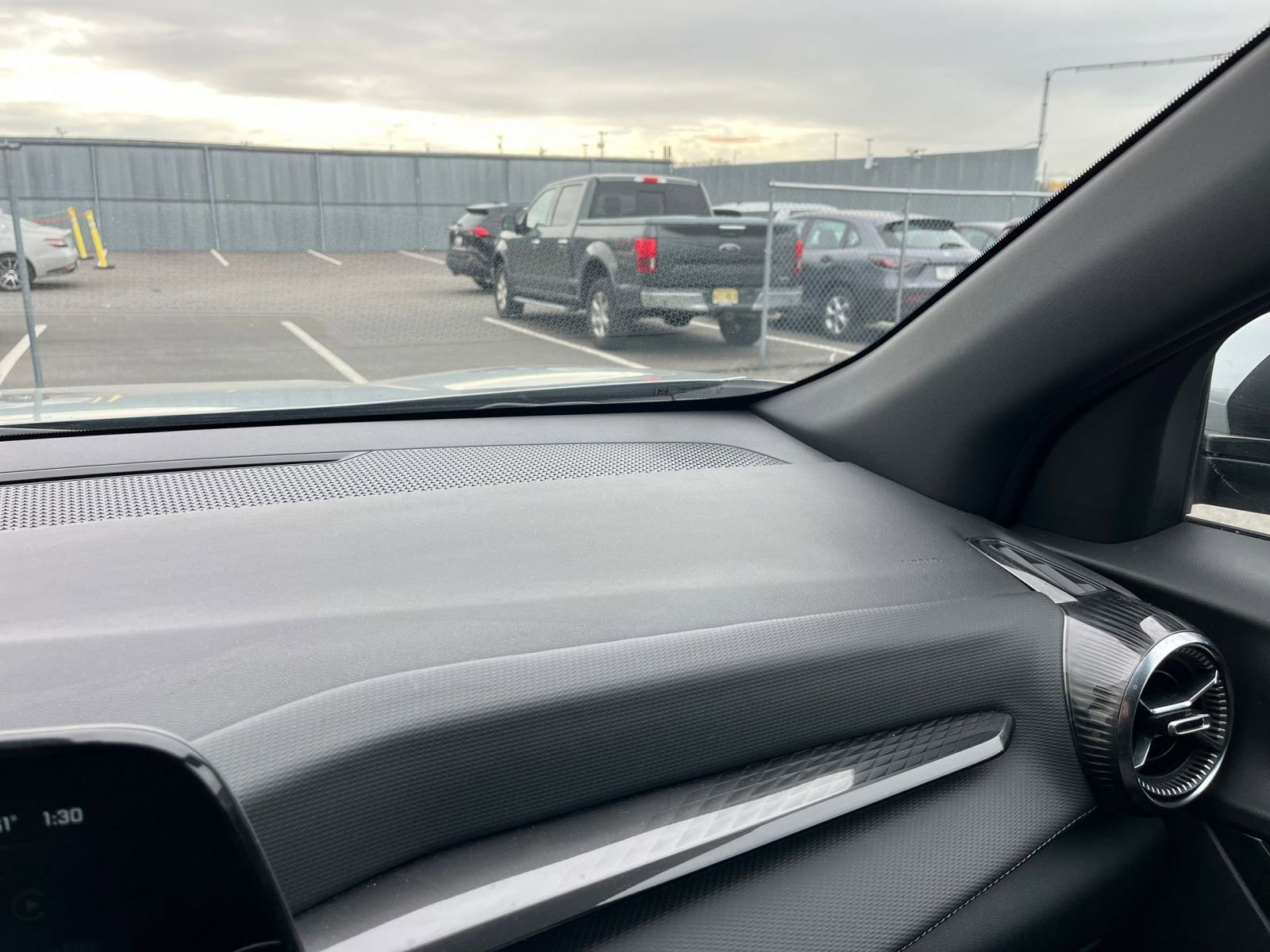 Used 2025 Chevrolet Equinox LT image 34