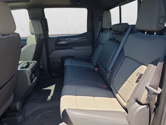 Used 2022 Chevrolet Silverado 1500 ZR2 w/ Technology Package AWD/4WD image 13