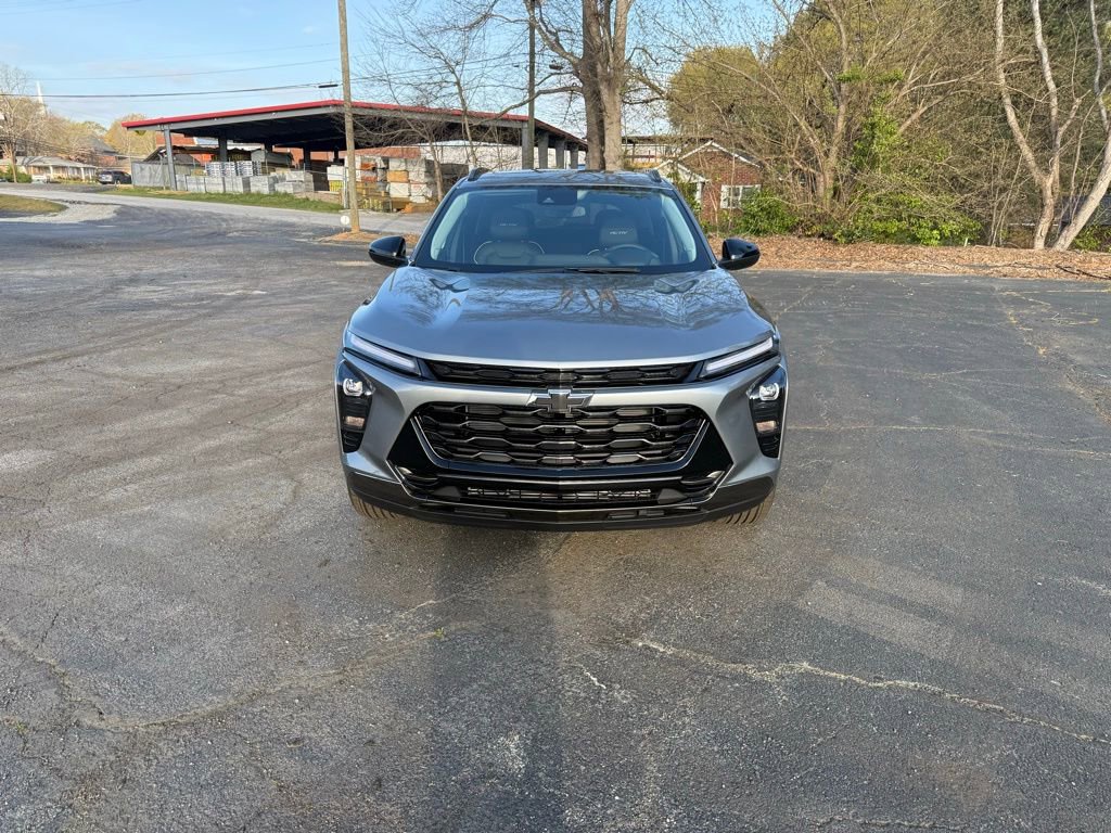 New 2026 Chevrolet Trax ACTIV w/ Sunroof Package image 2