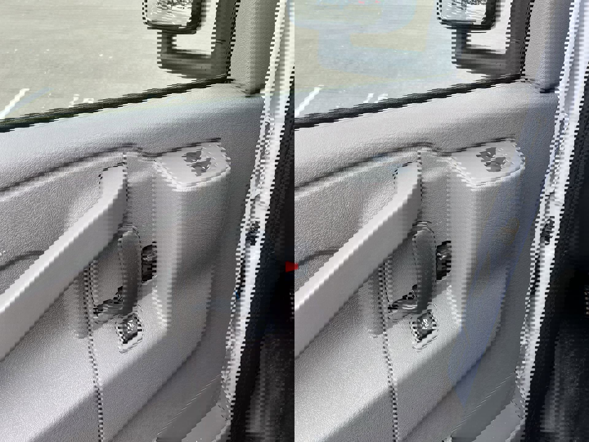 New 2025 GMC Savana 3500 w/ Power Convenience Package image 52