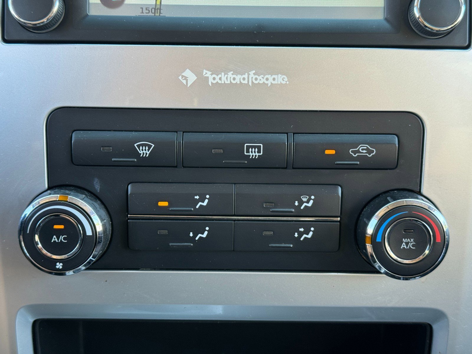Used 2015 Nissan Titan PRO-4X AWD/4WD image 26