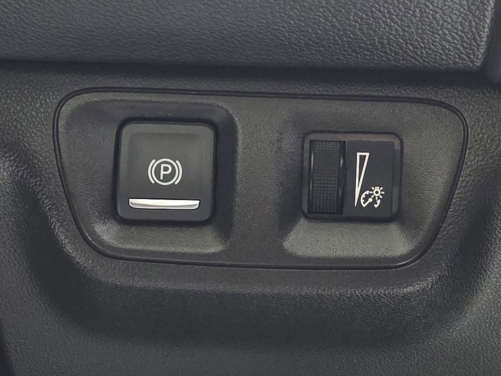 Used 2023 GMC Acadia SLT image 37