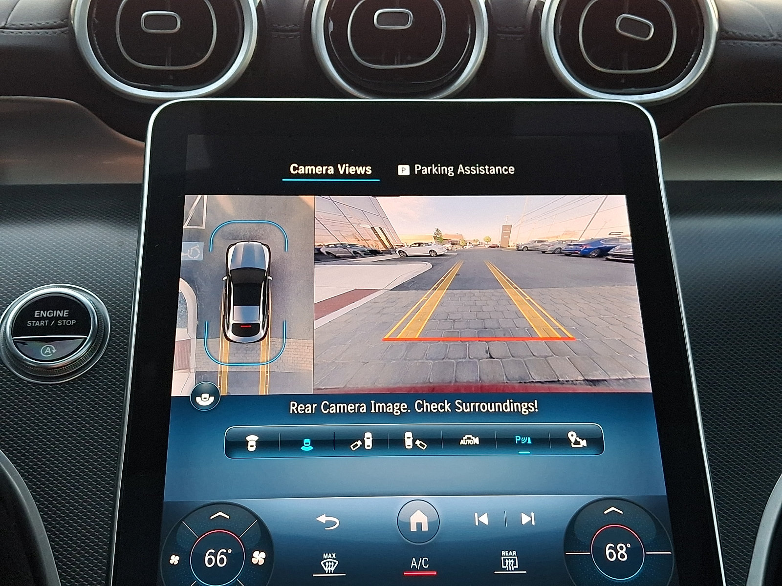 Used 2024 Mercedes-Benz GLC 300 4MATIC image 19