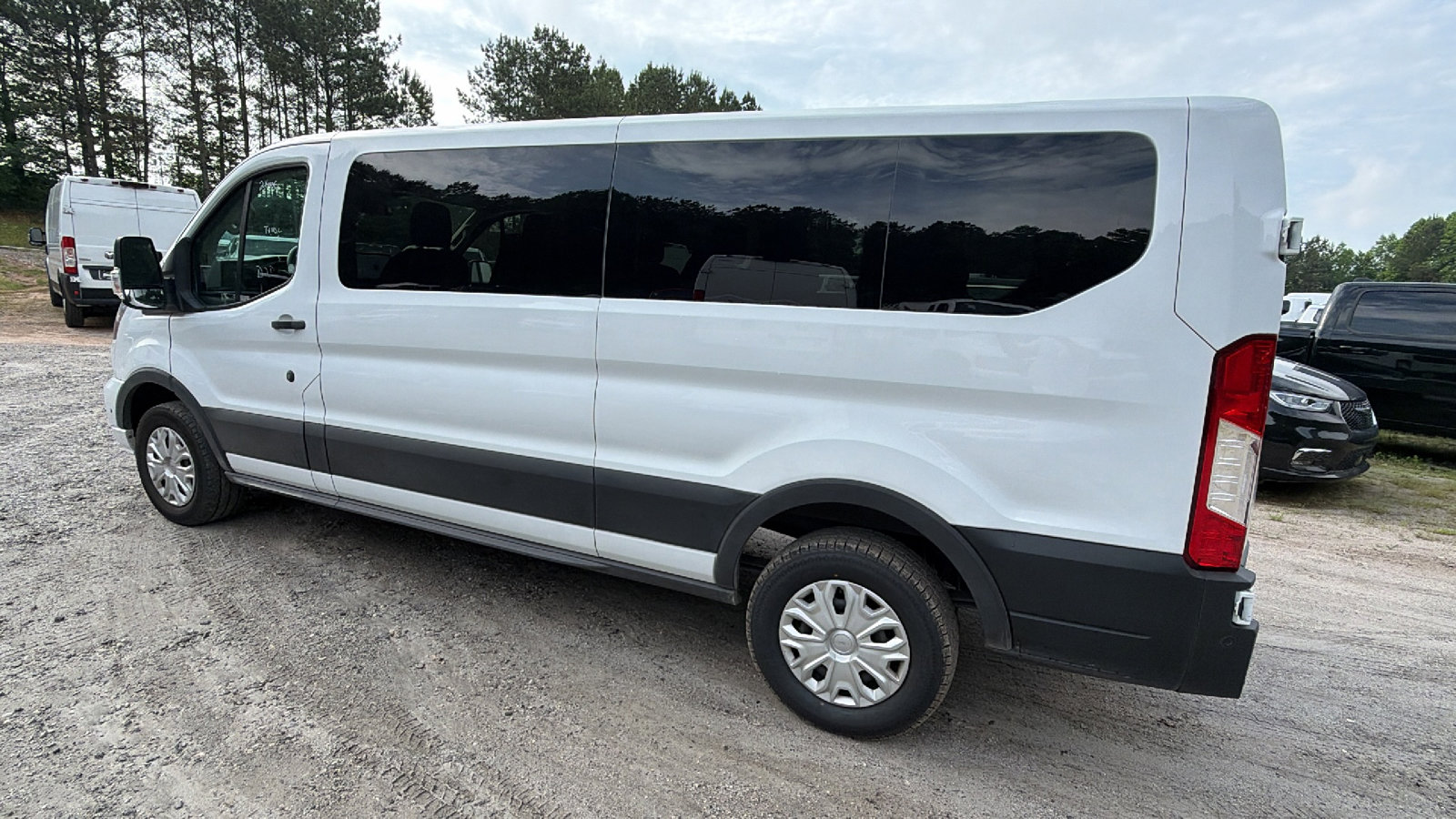 Used 2025 Ford Transit 350 XLT RWD image 10