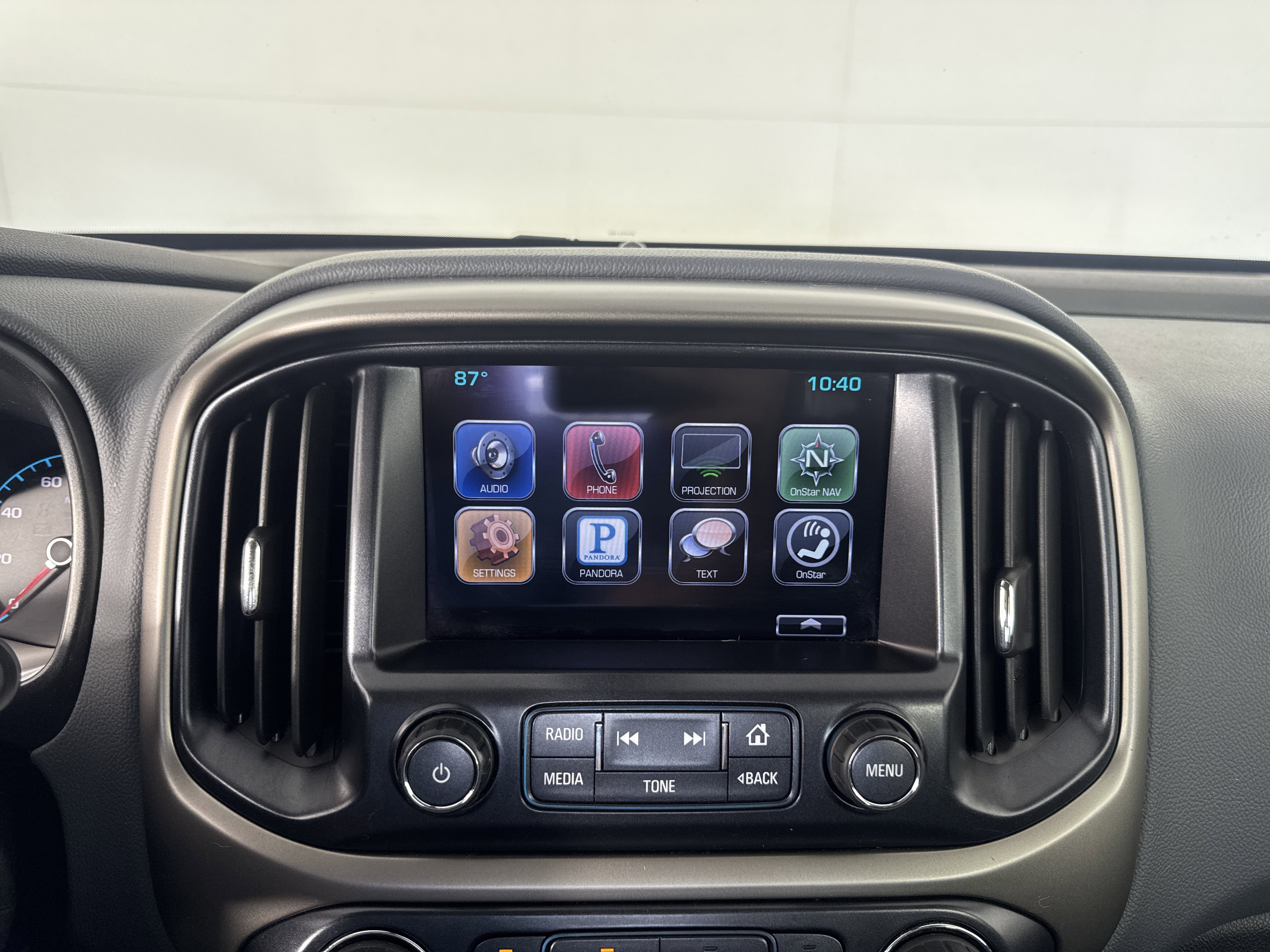 Used 2016 Chevrolet Colorado Z71 image 27