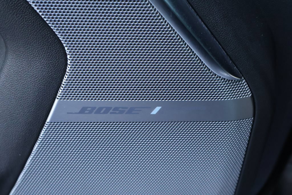 Certified 2024 GMC Yukon Denali Ultimate w/ LPO, Floor Liner Package AWD/4WD image 41
