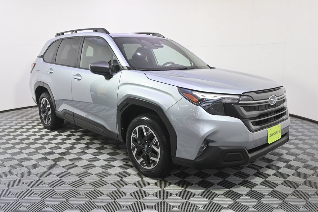 Used 2025 Subaru Forester Premium AWD/4WD image 8