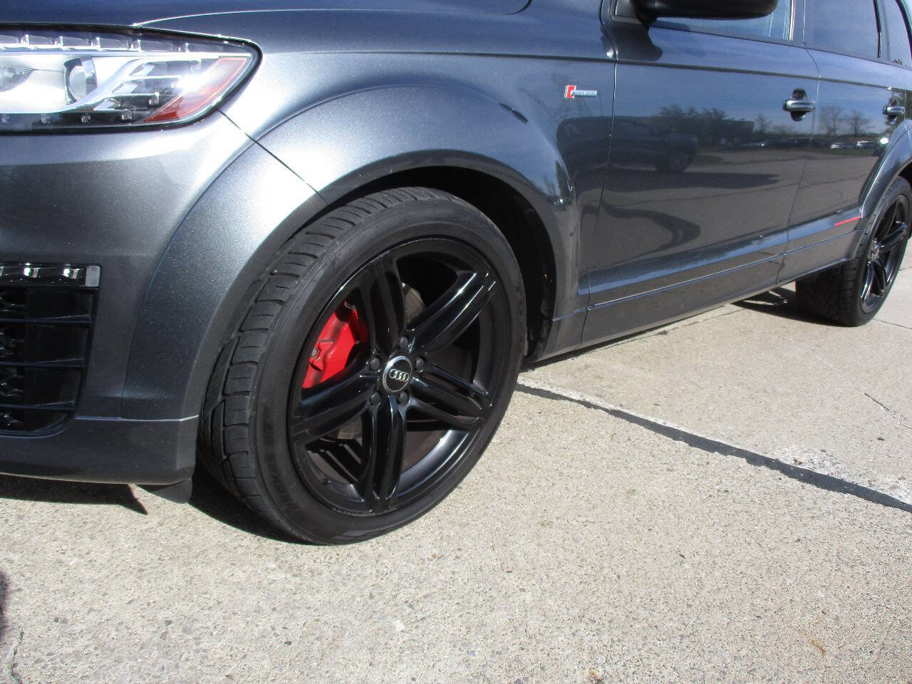 Used 2015 Audi Q7 3.0T S line Prestige w/ Sport Edition AWD/4WD image 26