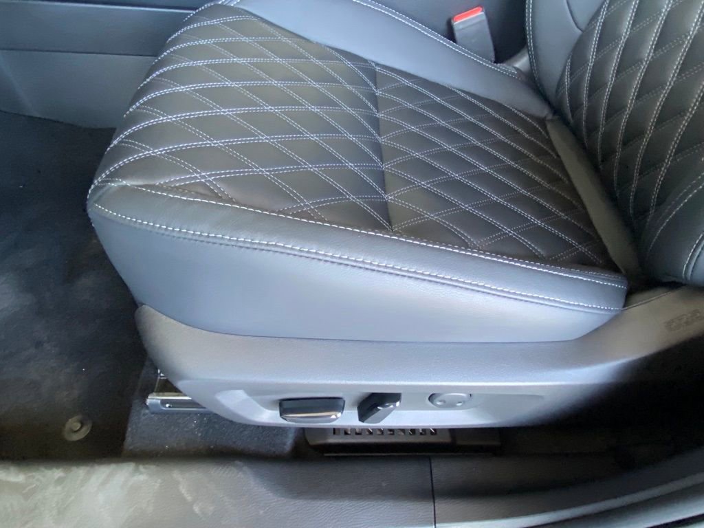 New 2023 Mitsubishi Outlander SEL image 44