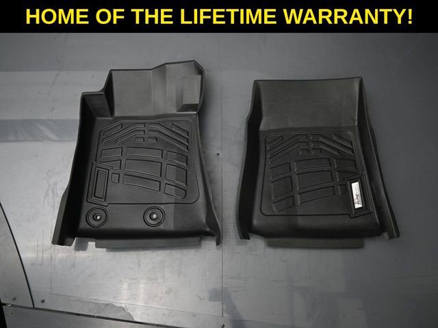 Used 2017 Ford Mustang Premium RWD image 39