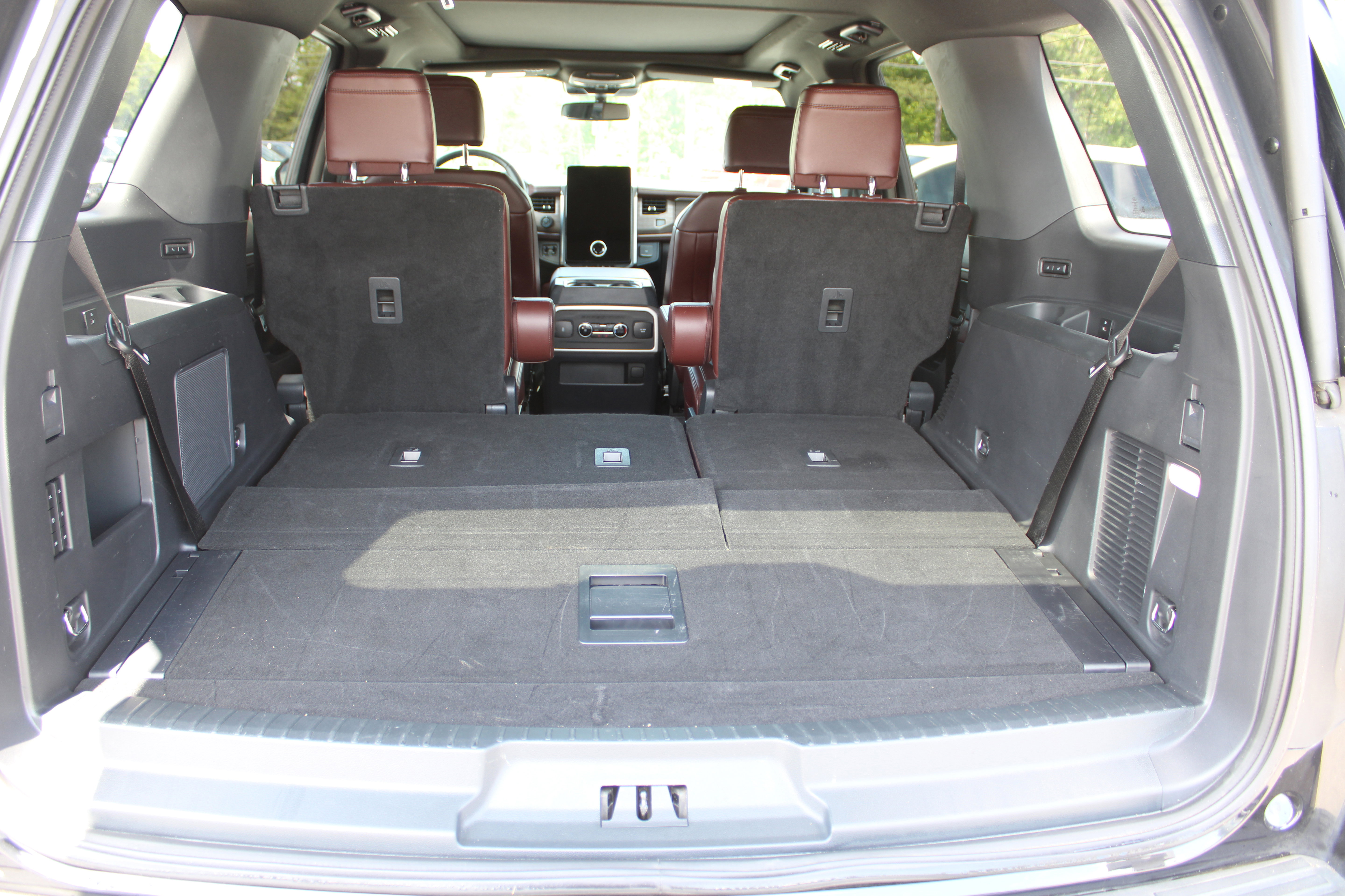 Used 2024 Ford Expedition Limited w/ Excursion Package AWD/4WD image 13