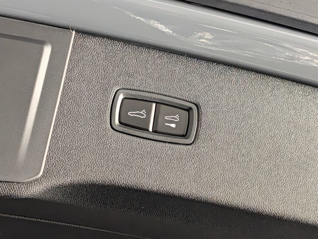 New 2026 Porsche Cayenne AWD/4WD image 19