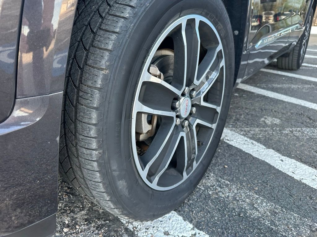 Used 2017 GMC Acadia Denali w/ Technology Package image 10