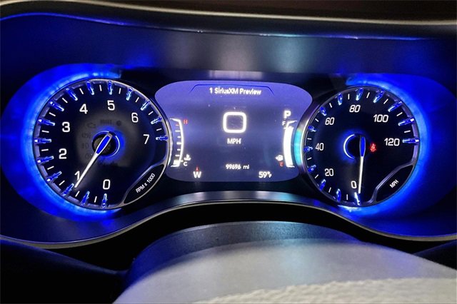 Used 2017 Chrysler Pacifica Limited w/ UConnect Theater Package image 23