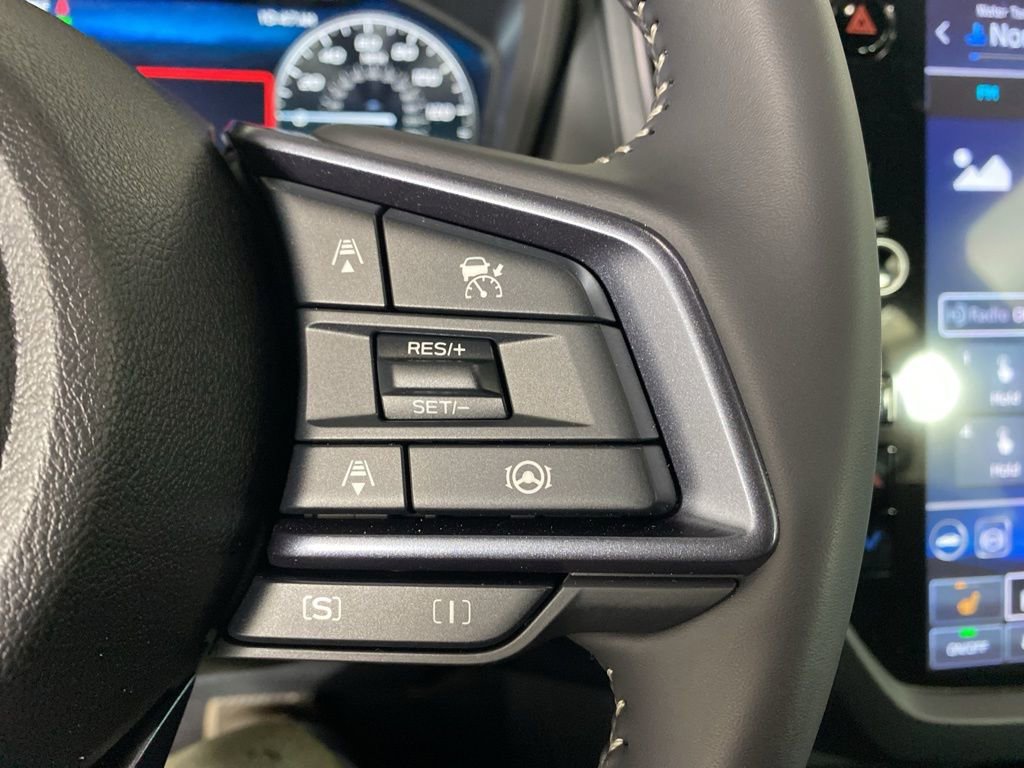 Used 2025 Subaru Forester Limited image 25