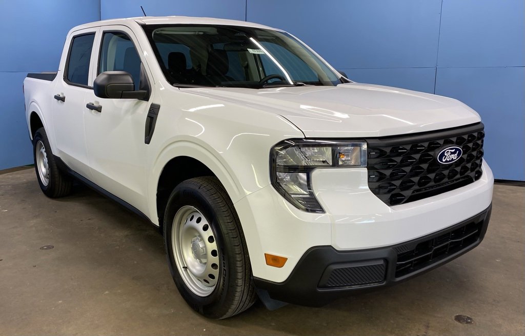 New 2025 Ford Maverick XL