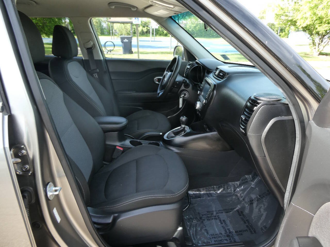Used 2019 Kia Soul + FWD image 27