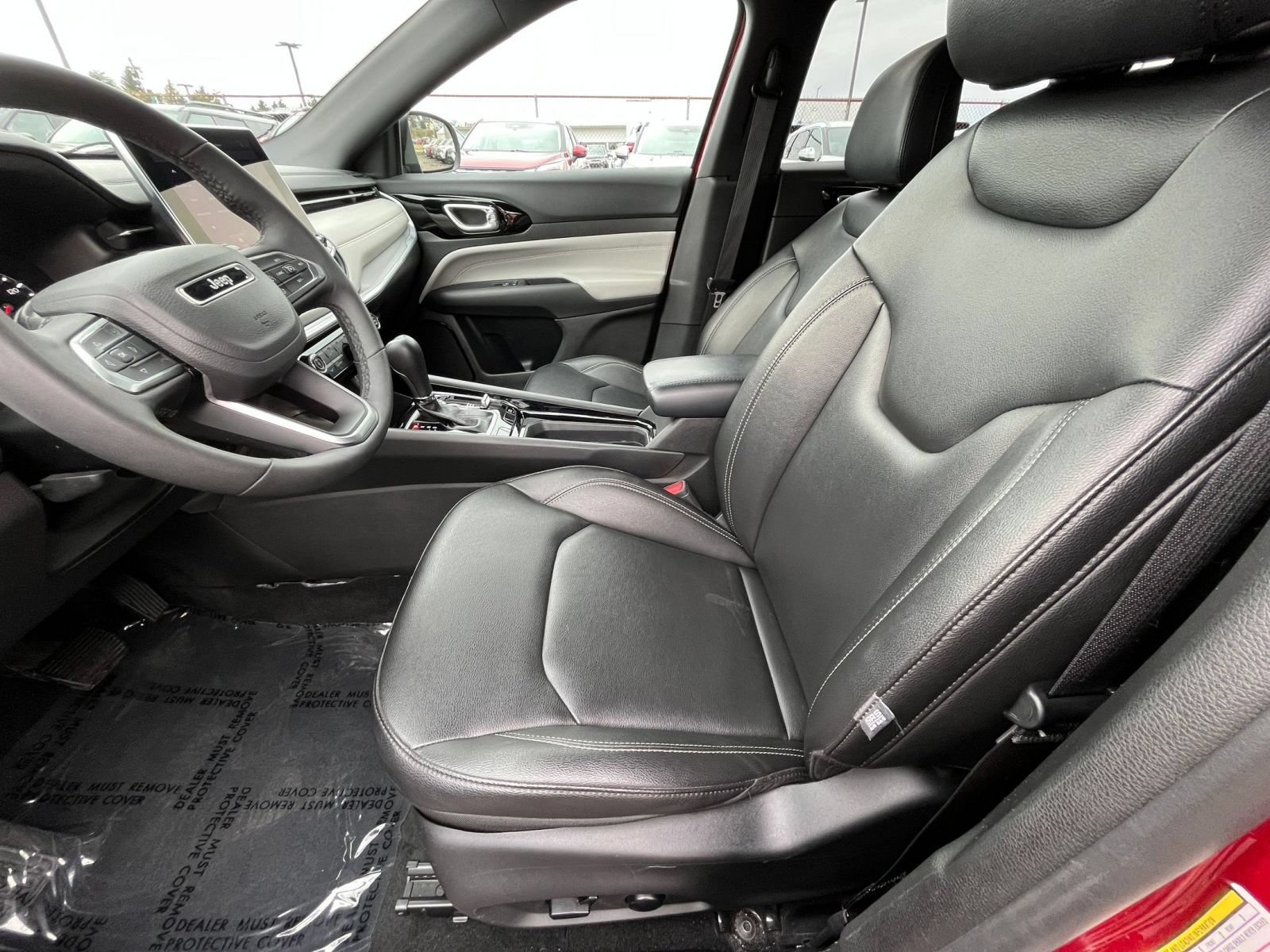 Used 2025 Jeep Compass Limited AWD/4WD image 27